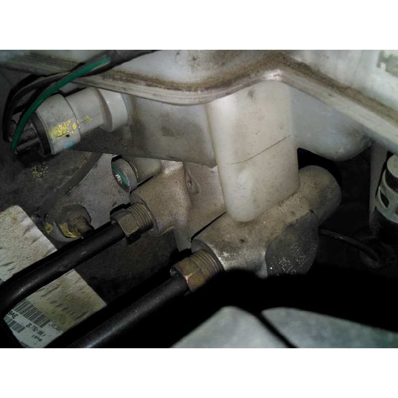 Recambio de bomba freno para dodge caliber sxt referencia OEM IAM 05175093AA  