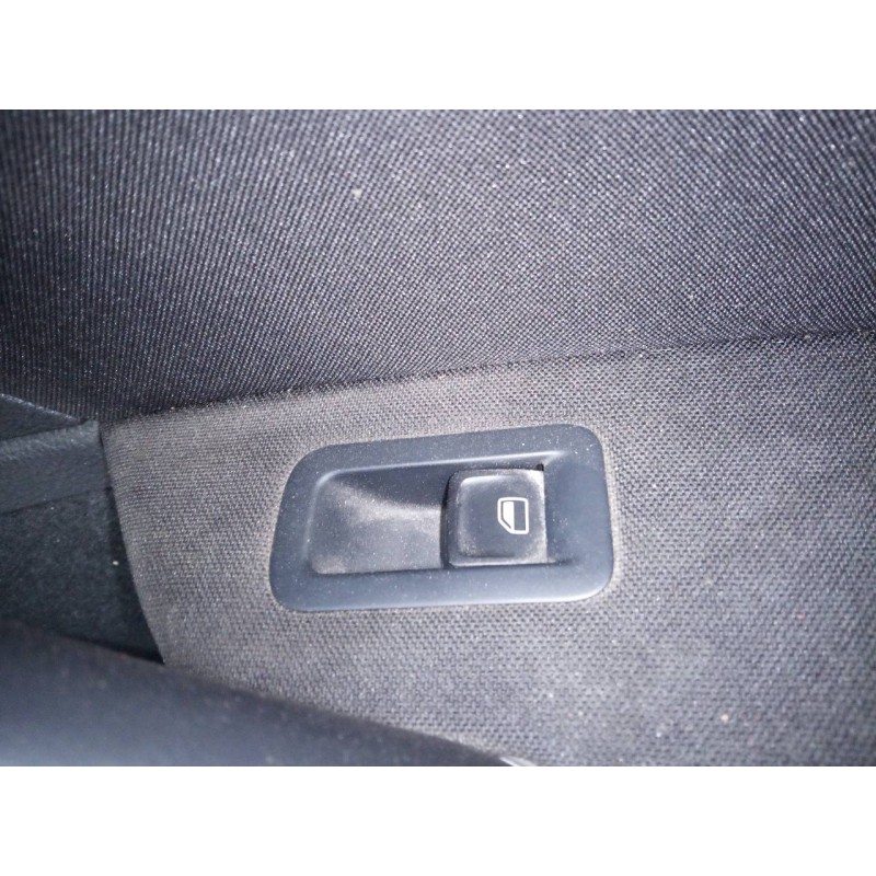 Recambio de mando elevalunas delantero derecho para volkswagen golf vii lim. advance bluemotion referencia OEM IAM   