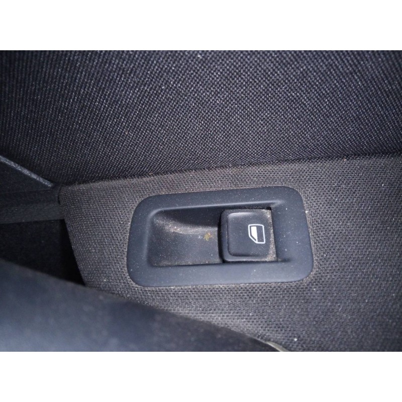 Recambio de mando elevalunas trasero derecho para volkswagen golf vii lim. advance bluemotion referencia OEM IAM   