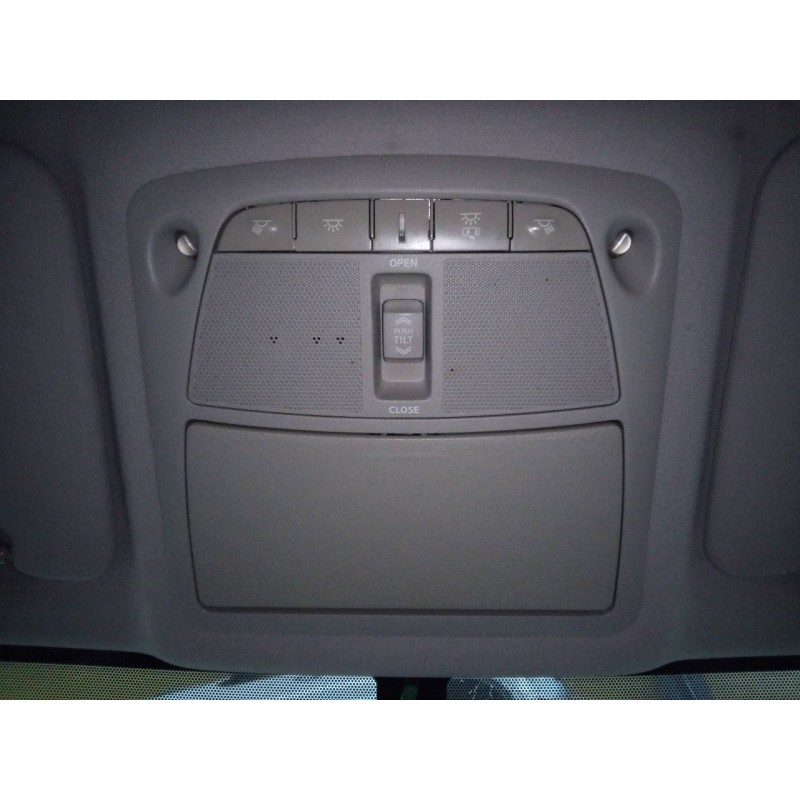 Recambio de luz interior para nissan x-trail (t32) acenta referencia OEM IAM   