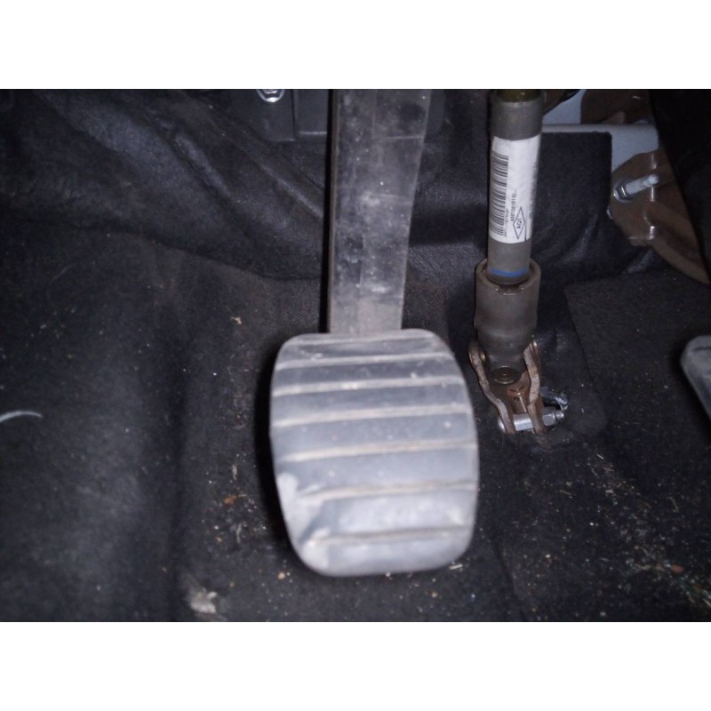 Recambio de pedal embrague para dacia sandero stepway ambiance referencia OEM IAM   