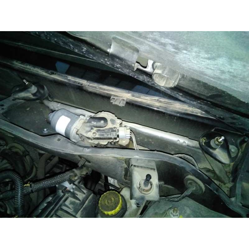 Recambio de motor limpia delantero para dodge caliber sxt referencia OEM IAM 05303780AD  