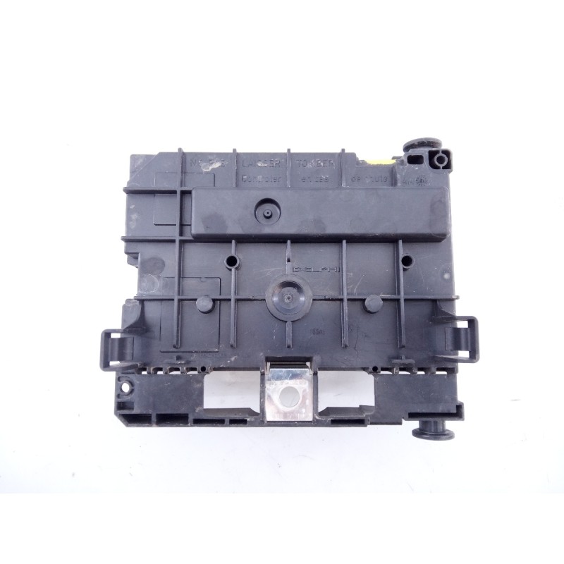 Recambio de caja reles / fusibles para citroen c4 picasso exclusive referencia OEM IAM 9664705880  