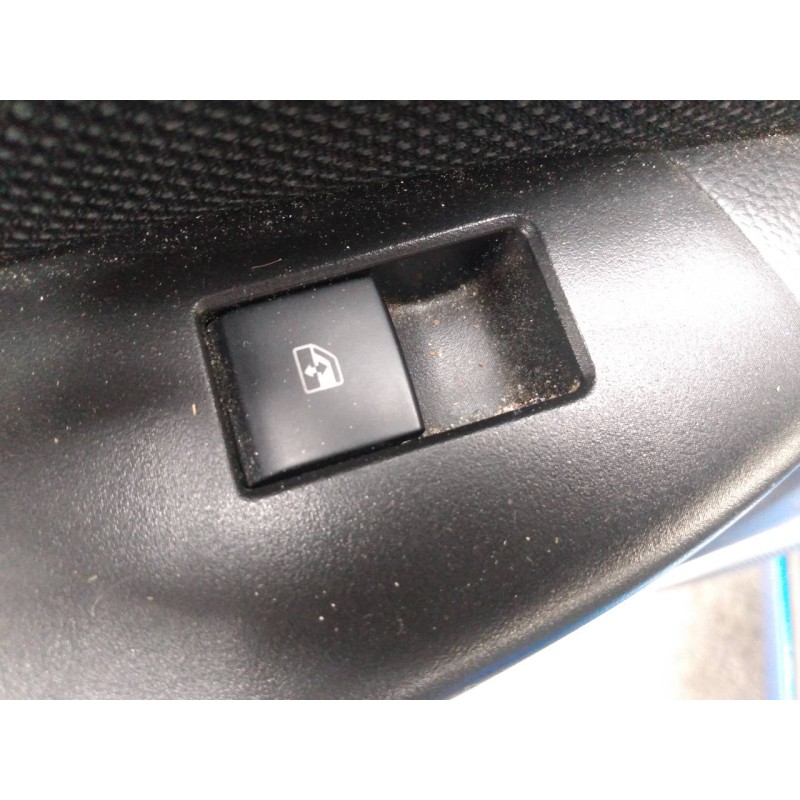 Recambio de mando elevalunas trasero izquierdo para chevrolet cruze hatchback lt referencia OEM IAM   