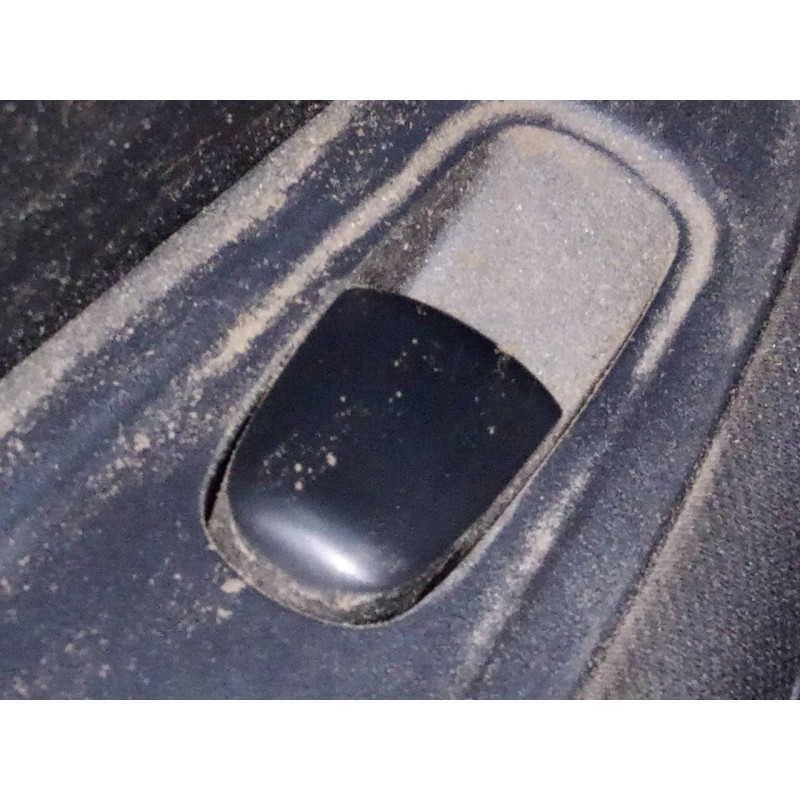 Recambio de mando elevalunas trasero izquierdo para nissan qashqai (j11) tekna referencia OEM IAM   