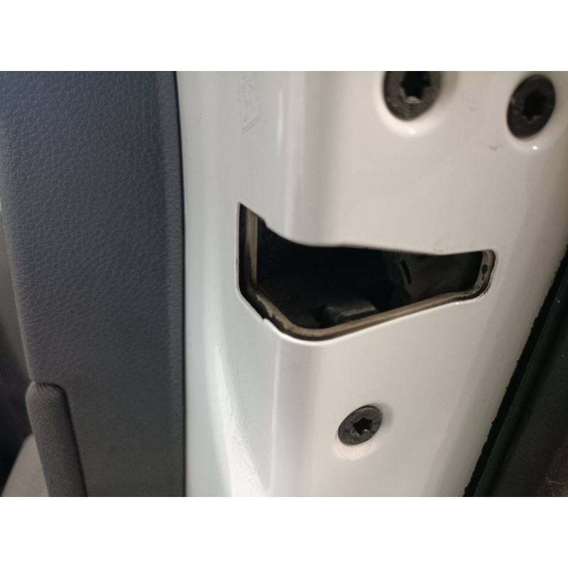 Recambio de cerradura puerta trasera derecha para ford focus lim. (cb8) edition referencia OEM IAM   