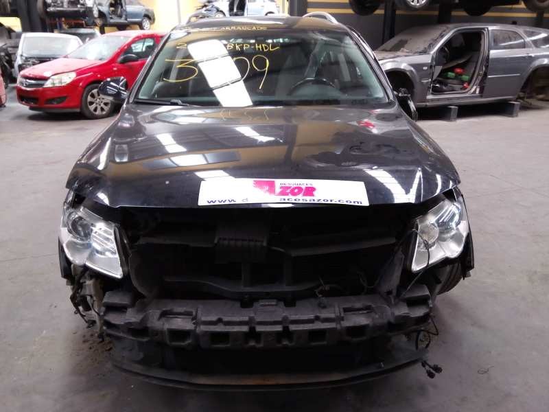 volkswagen passat variant (3c5) del año 2008