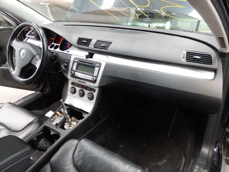 volkswagen passat variant (3c5) del año 2008