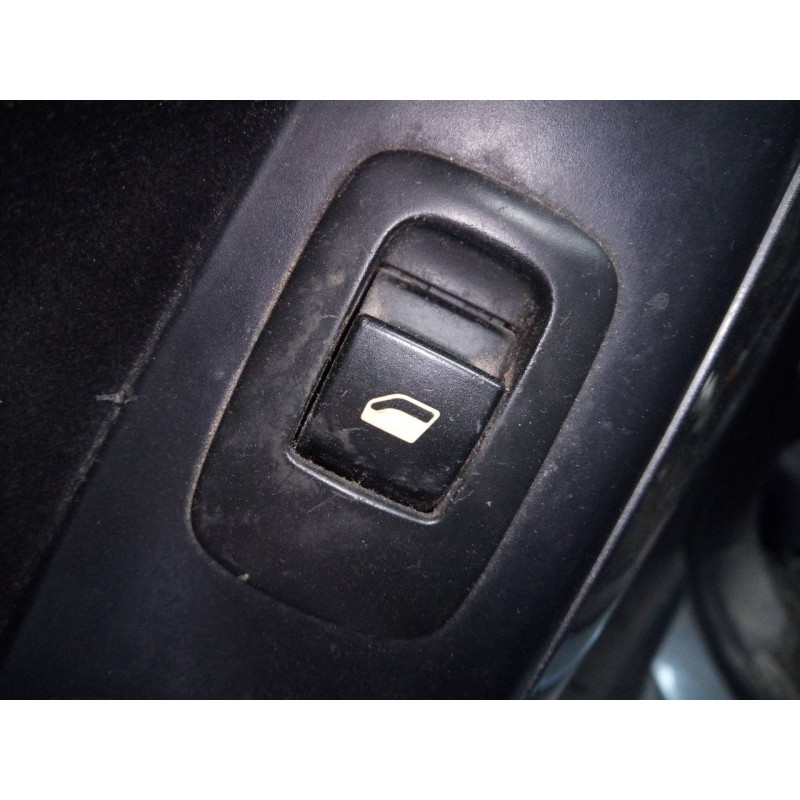 Recambio de mando elevalunas trasero izquierdo para citroen c4 grand picasso exclusive referencia OEM IAM   