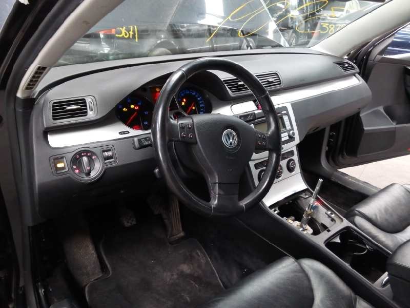 volkswagen passat variant (3c5) del año 2008