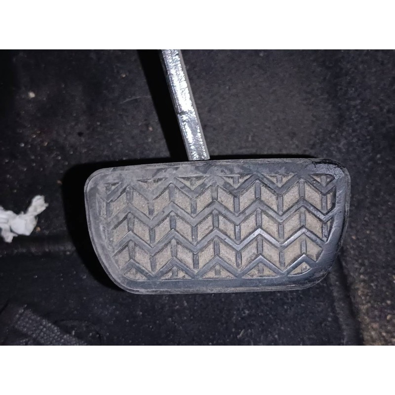 Recambio de pedal freno para toyota yaris hybrid active referencia OEM IAM   