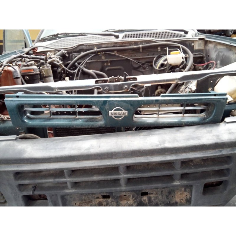 Recambio de rejilla delantera para nissan terrano/terrano.ii (r20) lx (3-ptas.) referencia OEM IAM   