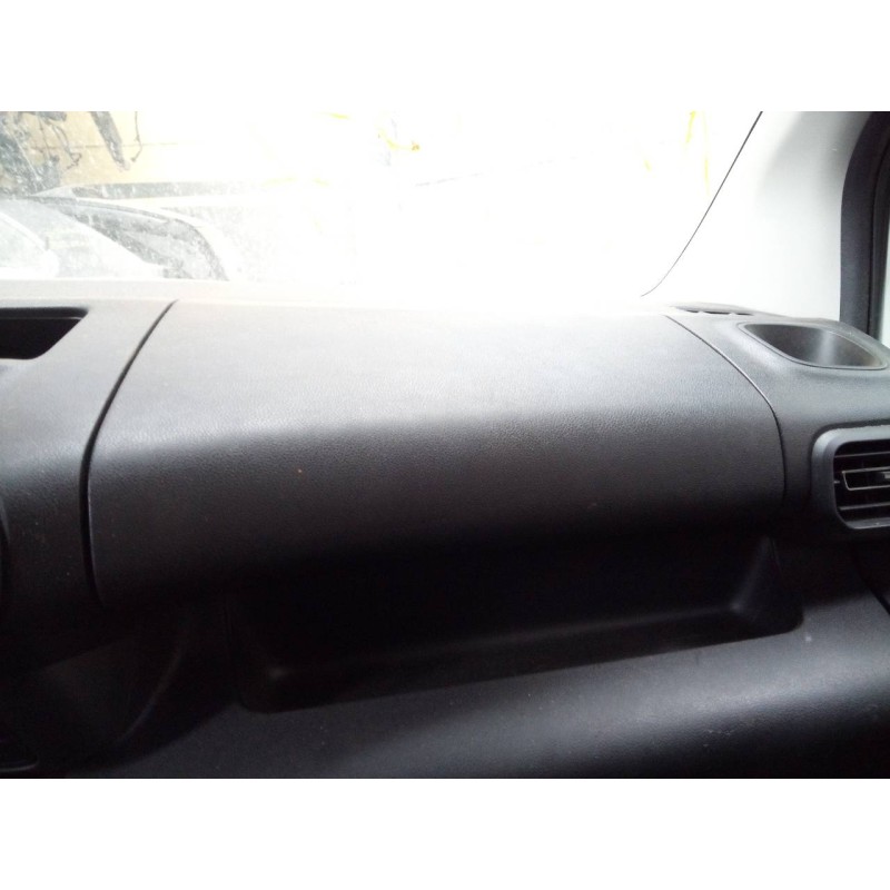 Recambio de guantera para opel combo life edition referencia OEM IAM   