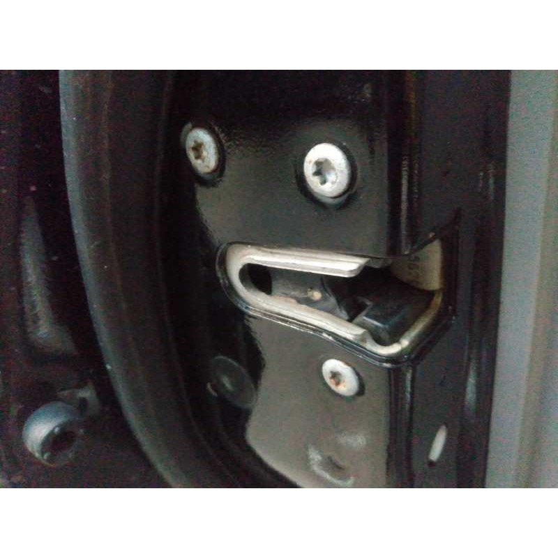 Recambio de cerradura puerta trasera izquierda para jeep compass limited referencia OEM IAM   