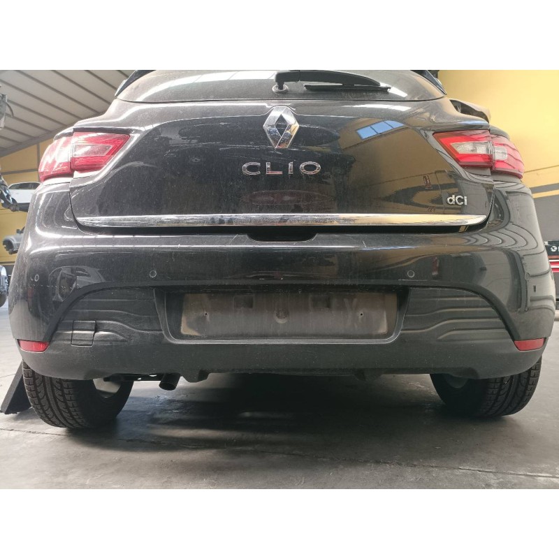 Recambio de paragolpes trasero para renault clio iv limited referencia OEM IAM   