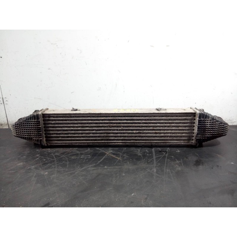 Recambio de intercooler para mercedes clase c (w204) familiar 320 t cdi (204.222) referencia OEM IAM A2045000300  