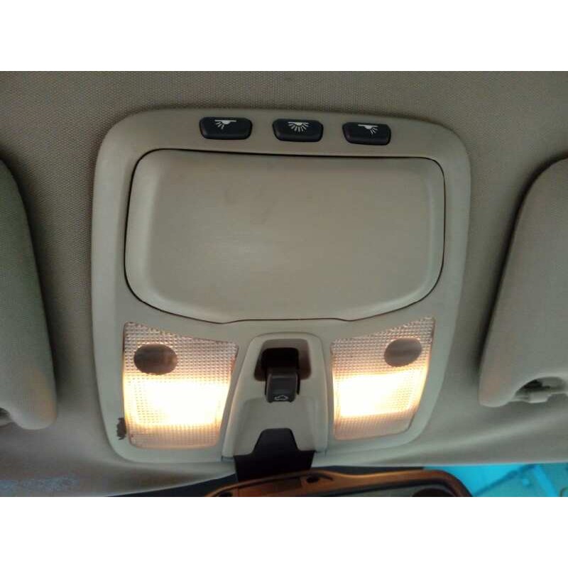 Recambio de luz interior para volvo xc90 d5 referencia OEM IAM 30669623  