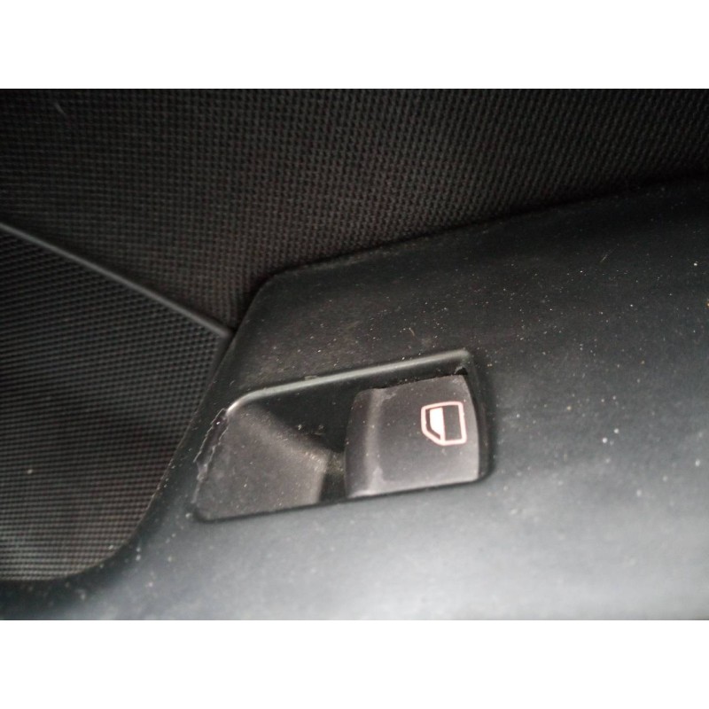 Recambio de mando elevalunas delantero derecho para audi a6 berlina (4f2) 2.0 tdi referencia OEM IAM   