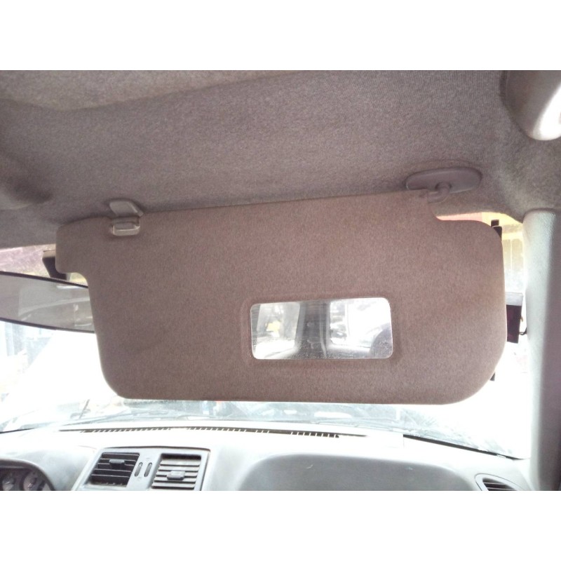 Recambio de parasol derecho para nissan terrano/terrano.ii (r20) slx familiar referencia OEM IAM   