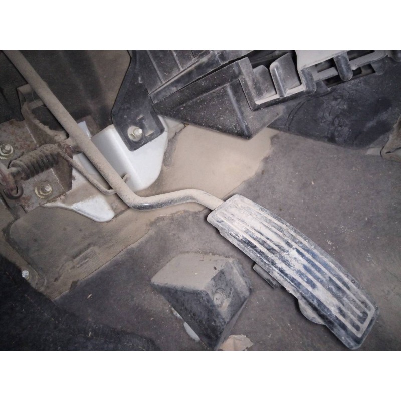 Recambio de pedal acelerador para nissan terrano/terrano.ii (r20) slx familiar referencia OEM IAM   