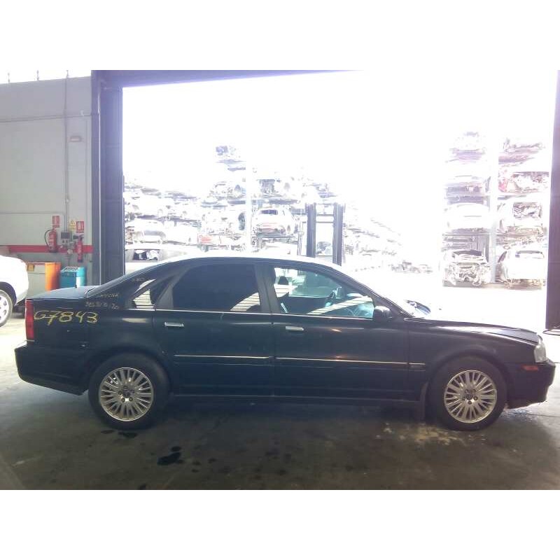volvo s80 berlina del año 2001