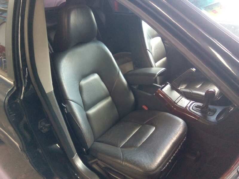 volvo s80 berlina del año 2001