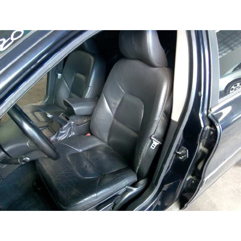 volvo s80 berlina del año 2001