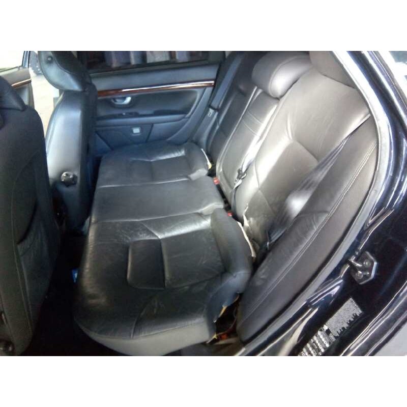 volvo s80 berlina del año 2001