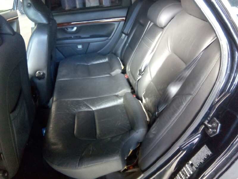 volvo s80 berlina del año 2001