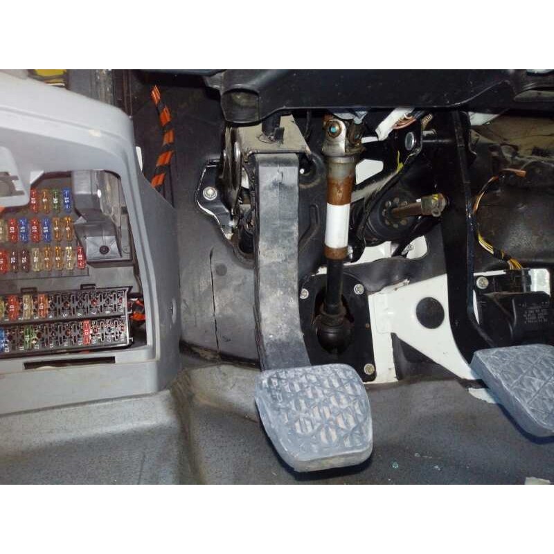 Recambio de pedal embrague para volkswagen crafter caja cerrada caja cerrada 35 referencia OEM IAM   