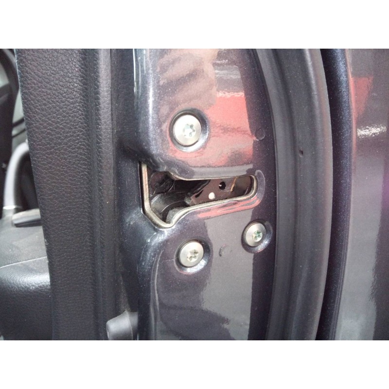 Recambio de cerradura puerta delantera derecha para hyundai i40 comfort referencia OEM IAM   