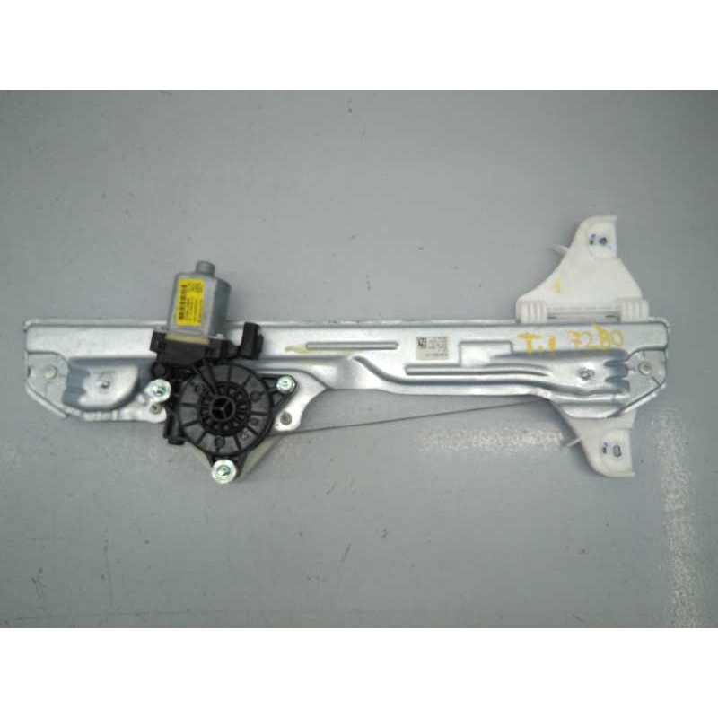 Recambio de elevalunas trasero izquierdo para hyundai kona style 2wd referencia OEM IAM 82460J9000 83401J9000 