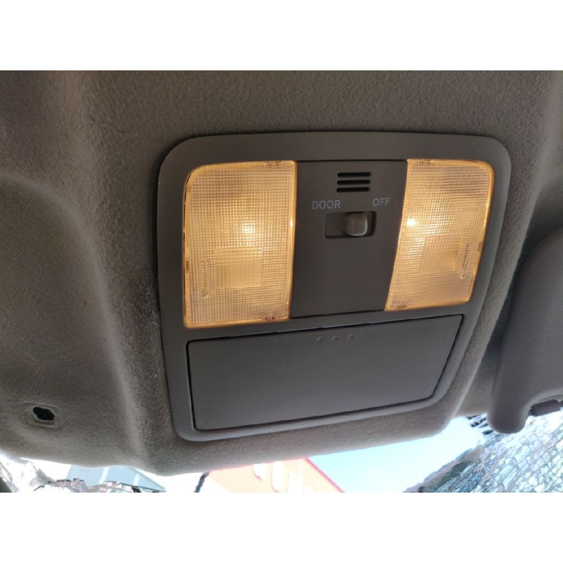 Recambio de luz interior para toyota rav 4 (a3) active referencia OEM IAM 8126042011B1  