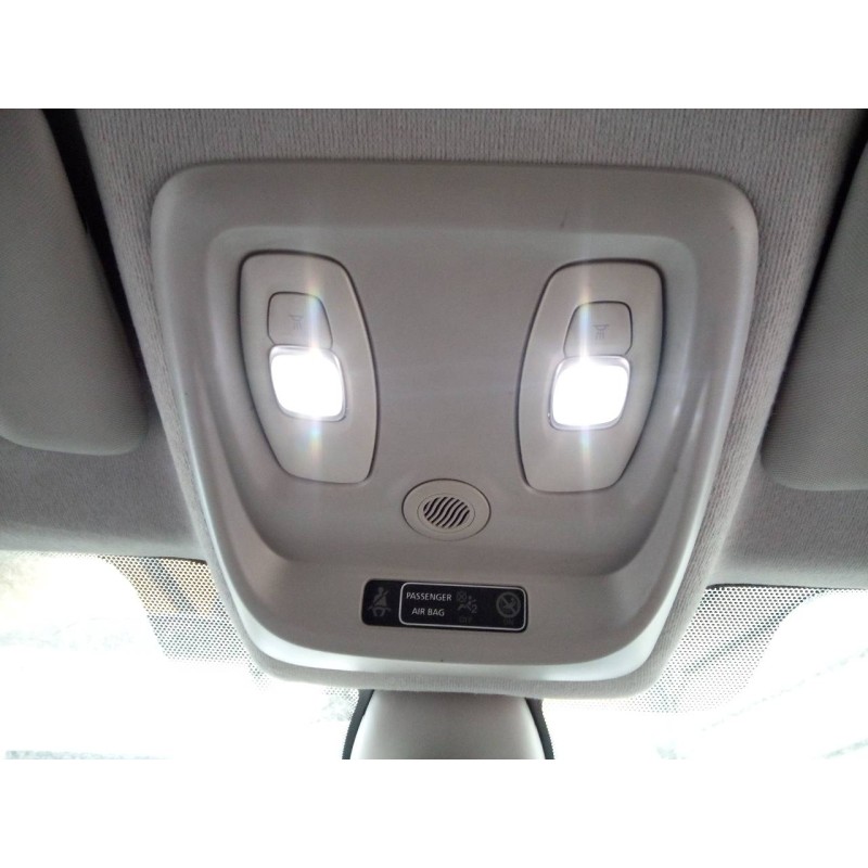 Recambio de luz interior para renault clio iv dynamique referencia OEM IAM   