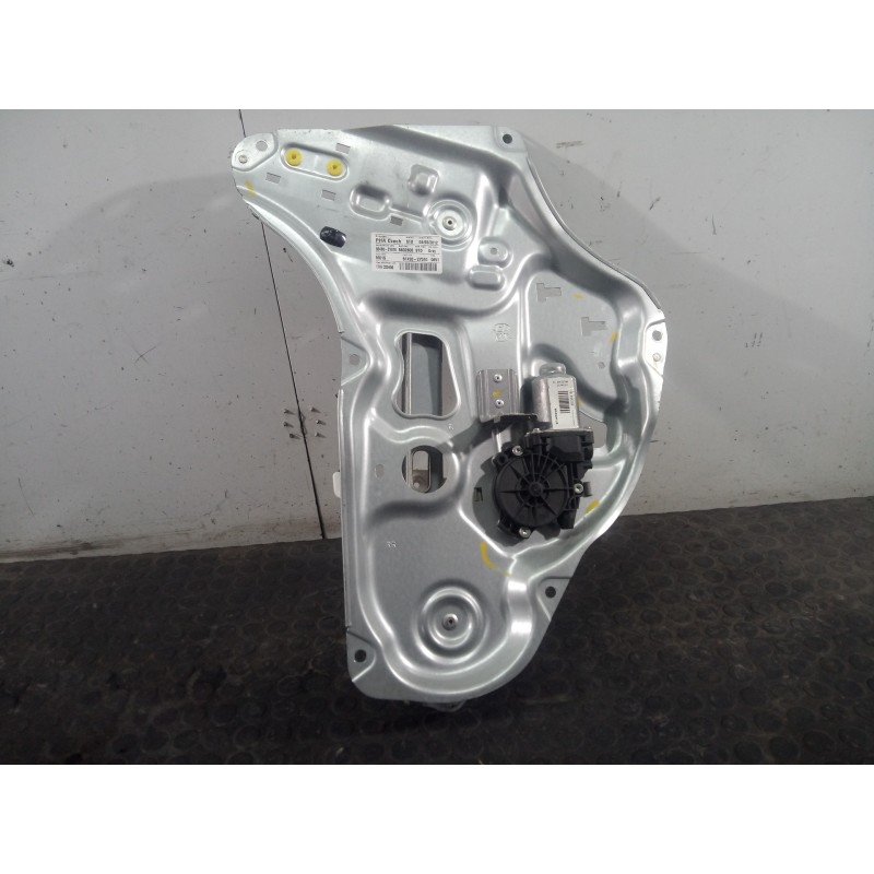 Recambio de elevalunas trasero derecho para hyundai ix35 style 2wd referencia OEM IAM 834802Y010  