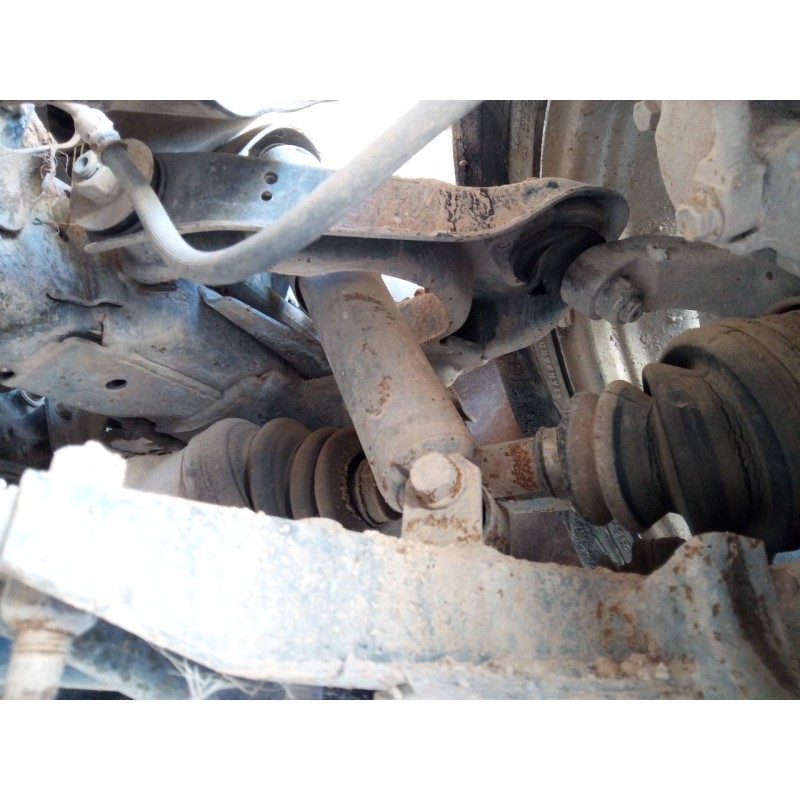 Recambio de amortiguador delantero derecho para nissan terrano/terrano.ii (r20) avenue referencia OEM IAM   