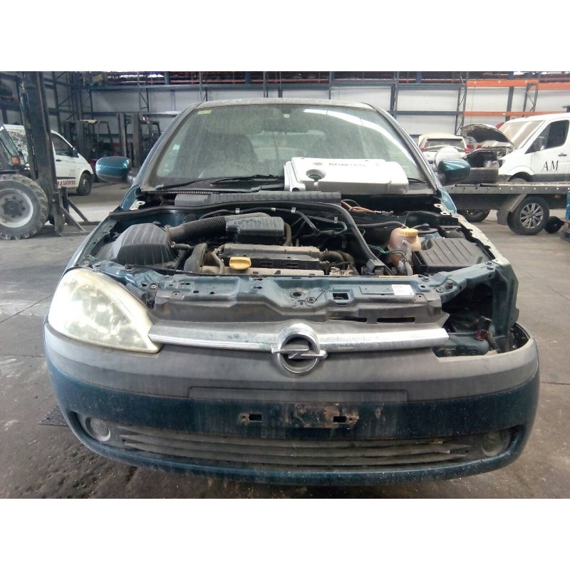 opel corsa c del año 2001