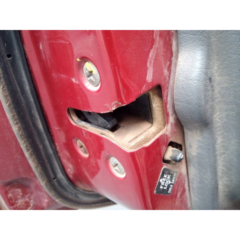 Recambio de cerradura puerta trasera izquierda para nissan terrano/terrano.ii (r20) avenue referencia OEM IAM   