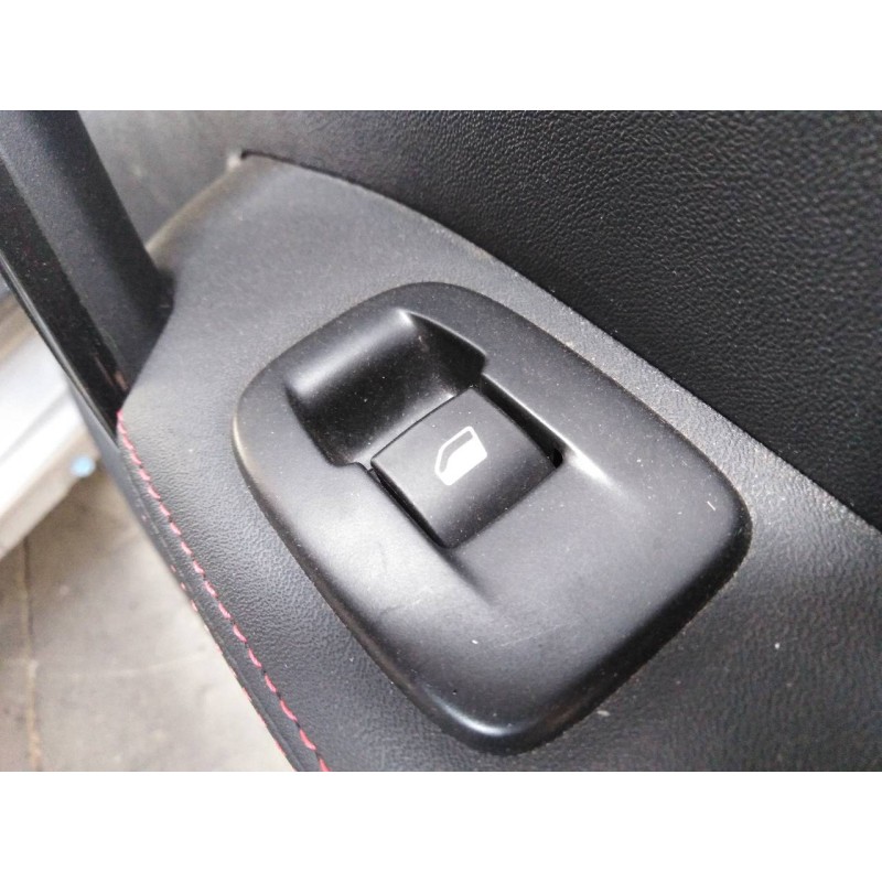 Recambio de mando elevalunas trasero derecho para peugeot 2008 (p1) allure referencia OEM IAM   