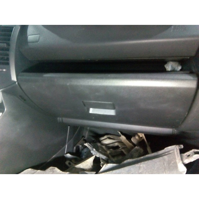 Recambio de guantera para mazda 5 berl. (cr) 2.0 crtd active+ (105kw) referencia OEM IAM   