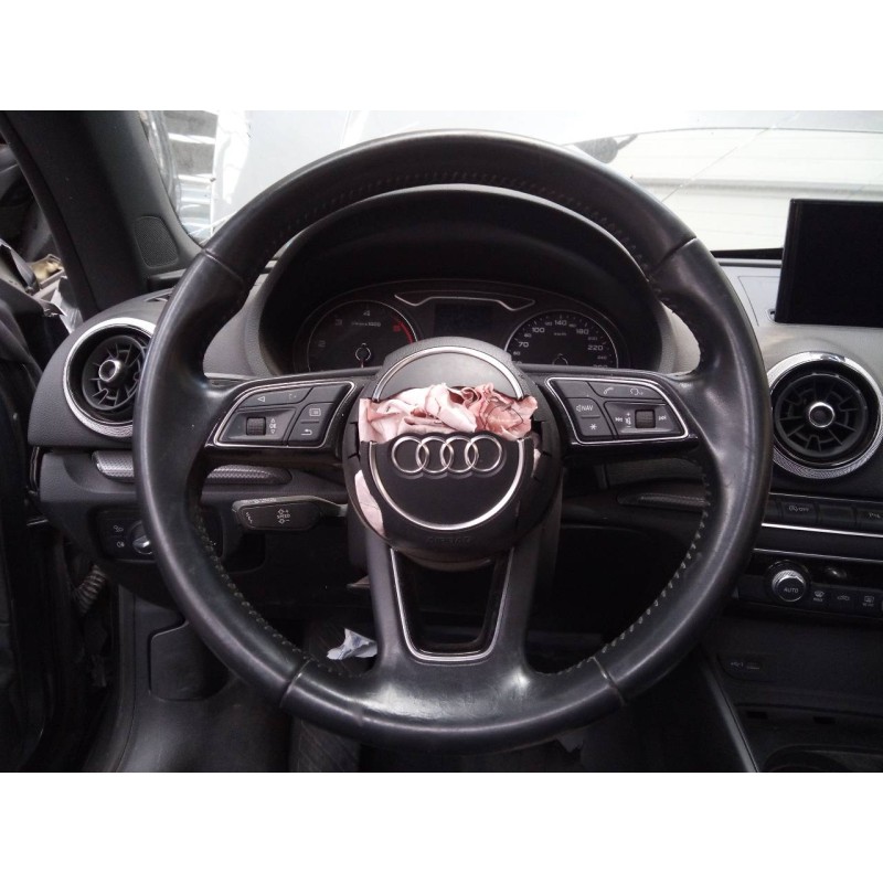 Recambio de volante para audi a3 cabrio (8ve) design edition referencia OEM IAM   