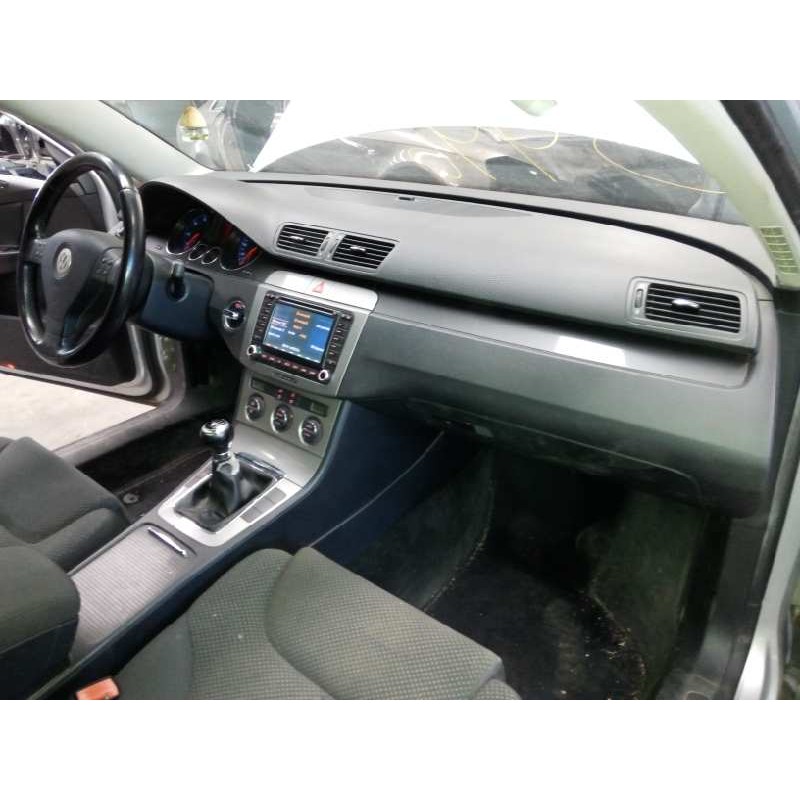 volkswagen passat variant (3c5) del año 2006