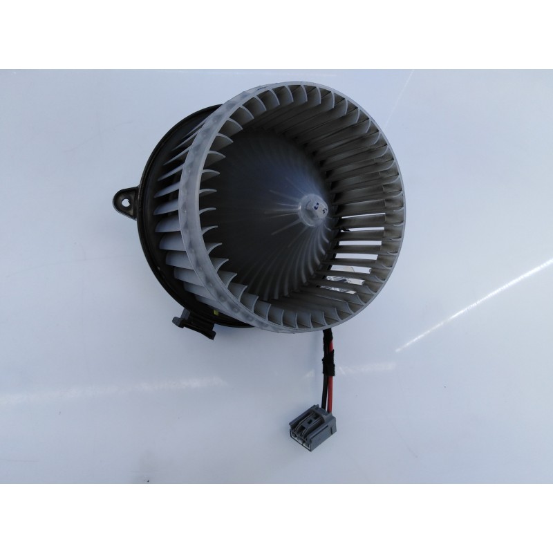 Recambio de ventilador calefaccion para chevrolet cruze lt referencia OEM IAM 5242710201 A110201048 