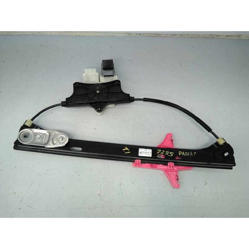 Recambio de elevalunas trasero izquierdo para volkswagen passat lim. (3g2) sport bmt referencia OEM IAM 3G5839461B 5Q4959812H 