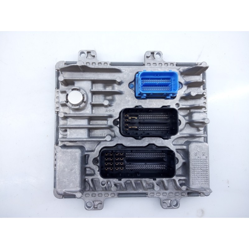 Recambio de centralita motor uce para opel mokka x excellence referencia OEM IAM 55491705 395357783 