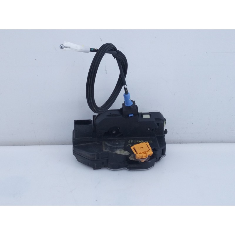 Recambio de cerradura puerta delantera derecha para opel mokka x excellence referencia OEM IAM 3023880R A081876 