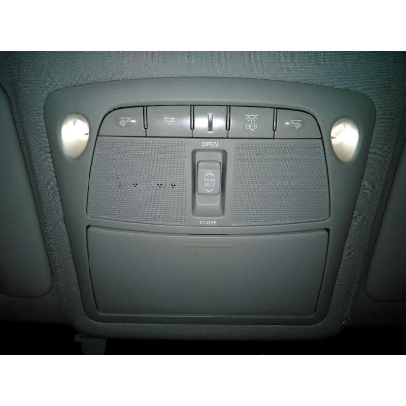 Recambio de luz interior para nissan x-trail (t32) 360 referencia OEM IAM 264103NA0A  