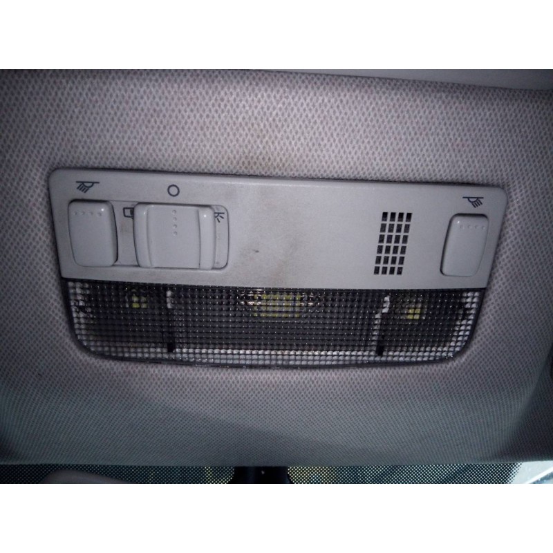 Recambio de luz interior para skoda rapid active referencia OEM IAM   