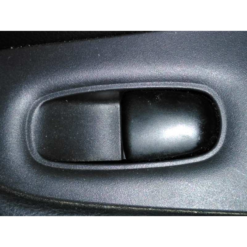 Recambio de mando elevalunas trasero derecho para nissan x-trail (t32) 360 referencia OEM IAM 254114CE0A  