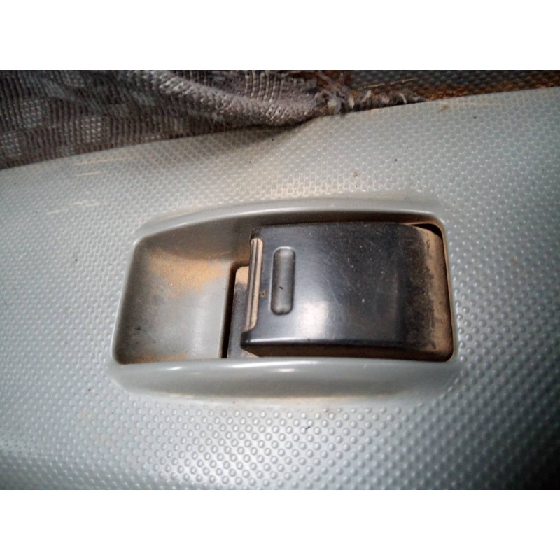 Recambio de mando elevalunas delantero derecho para toyota hilux (kun) double cab 4x4 referencia OEM IAM   